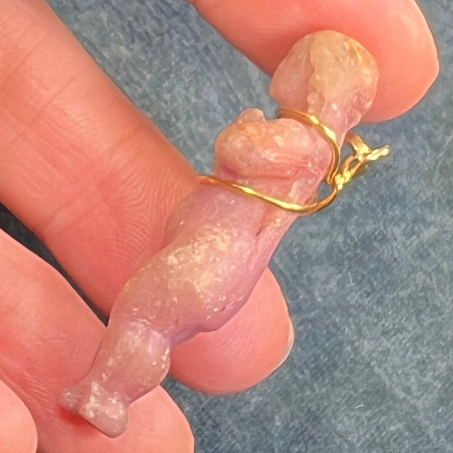 18k Gold Carved Nude Fertility Goddess Sculptural Pendant. 1.8"