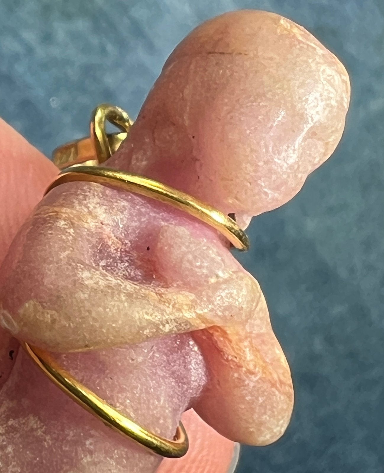 18k Gold Carved Nude Fertility Goddess Sculptural Pendant. 1.8"