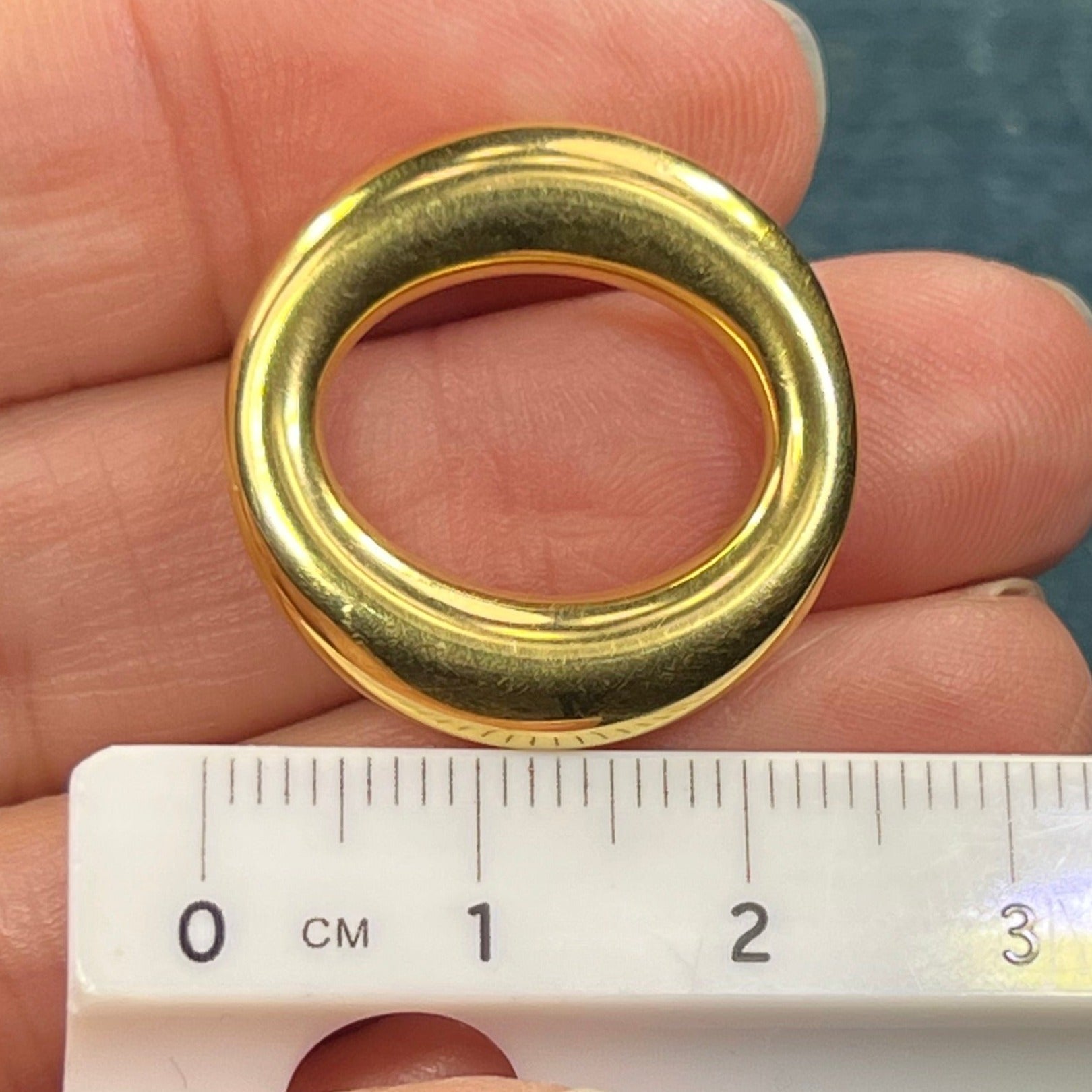 18k Gold *Famous Designer* Sevillana 1" Circle Pendant. *Signed*