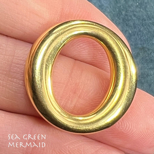 18k Gold *Famous Designer* Sevillana 1" Circle Pendant. *Signed*