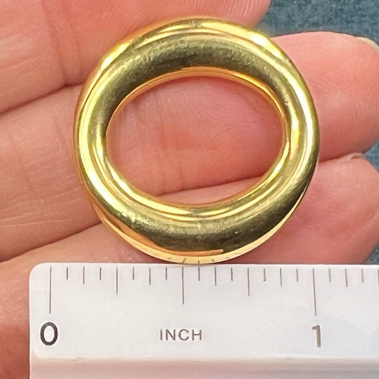 18k Gold *Famous Designer* Sevillana 1" Circle Pendant. *Signed*