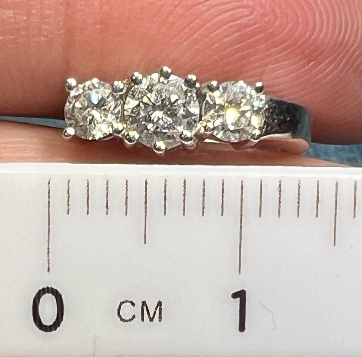 18k White Gold 1.0 TCW Diamond Huggies Hoop Earrings. Famous Designer