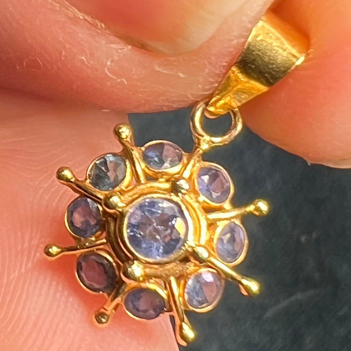 18k Yellow Gold Ceylon Blue Sapphire Sun-Burst Pendant. Tiny!