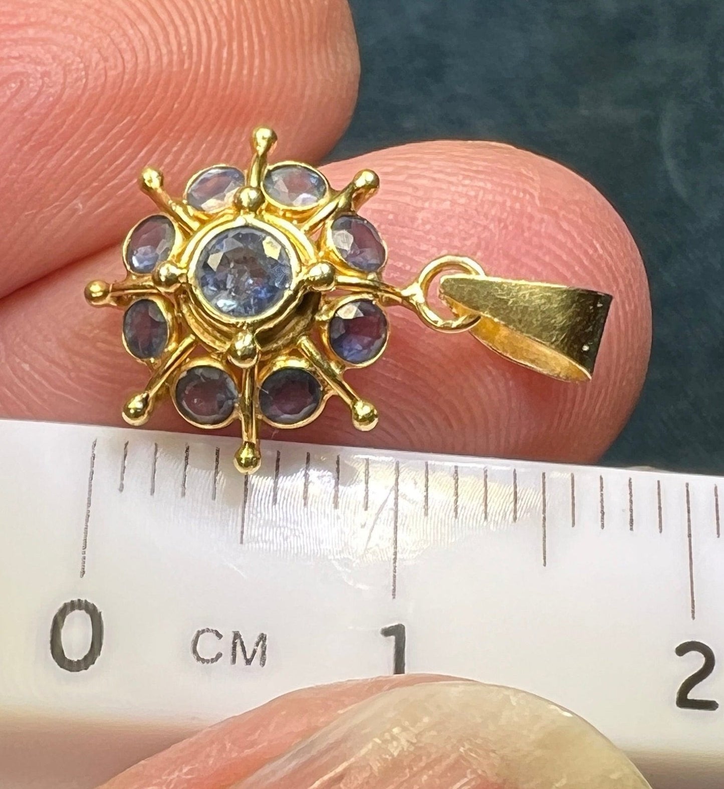 18k Yellow Gold Ceylon Blue Sapphire Sun-Burst Pendant. Tiny!