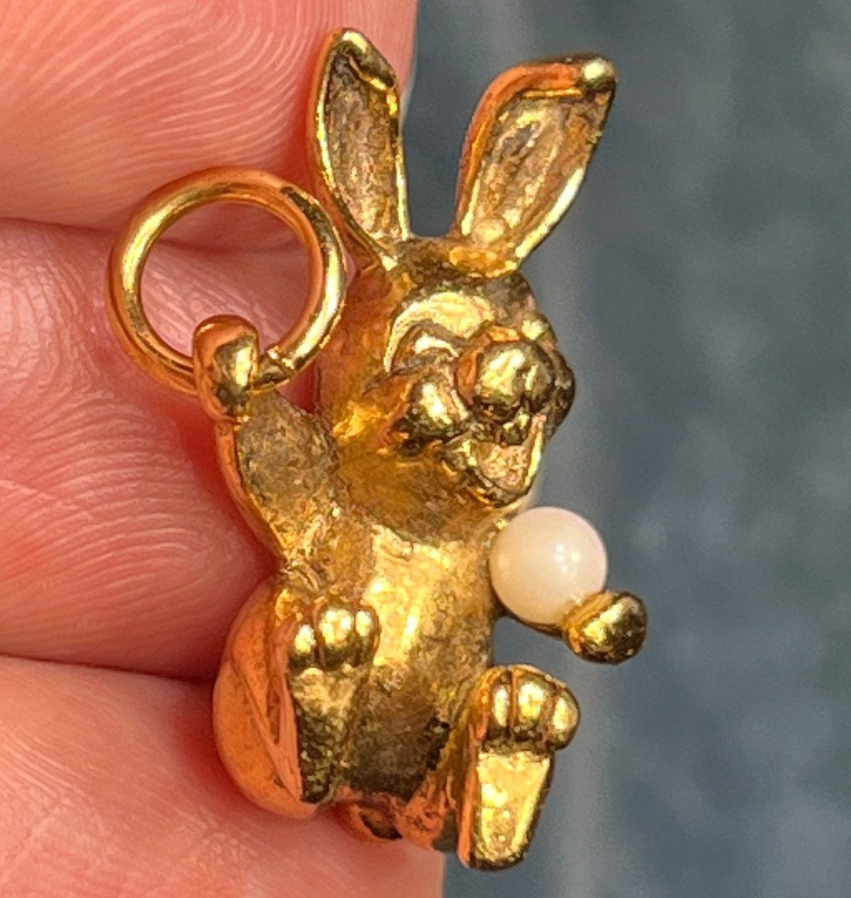 18k Yellow Gold Giggling Silly Bunny Rabbit Pendant w Pearl. SOLID