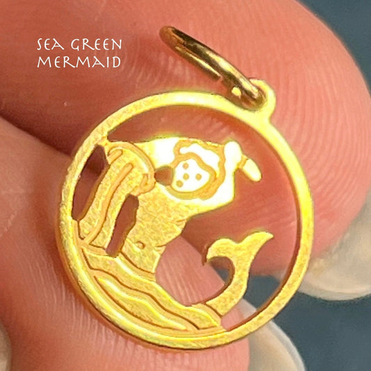 18k Yellow Gold Mermaid Aquarius Cut-Out Disk Charm Pendant. Tiny!