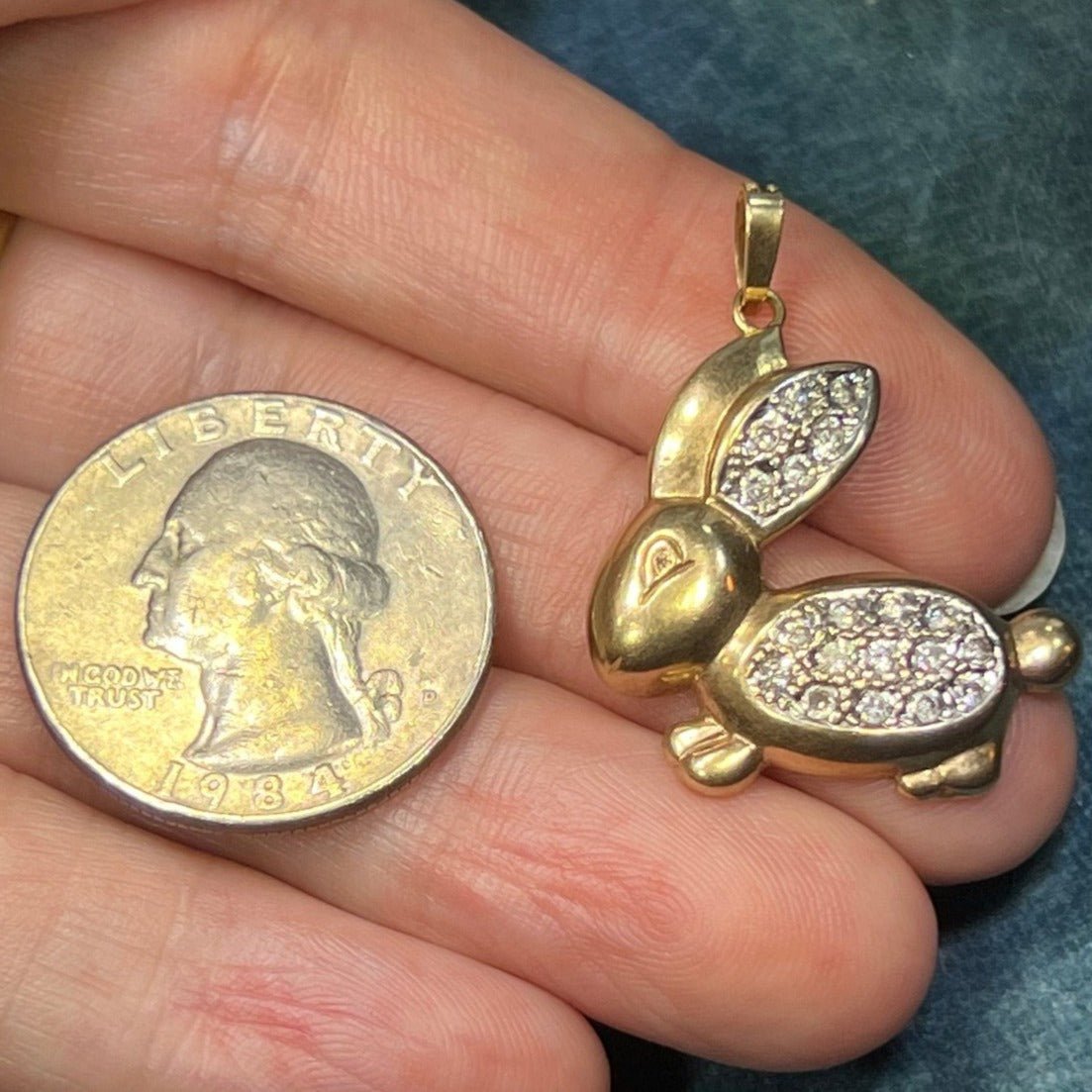 9k Yellow Gold Hoppy Bunny Rabbit Pendant w Pave Diamond Belly. 1"