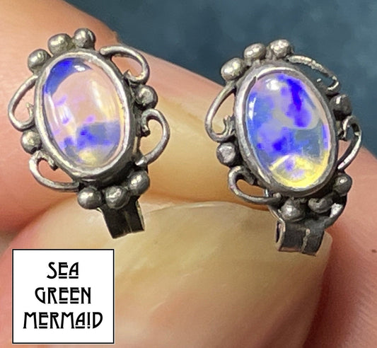 Australian Purple Jelly Opal 925 Earrings. Periwinkle!!