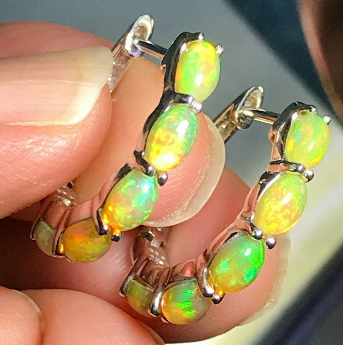 Ethiopian Welo Jelly Opal Huggies Hoop Earrings. 3/4"