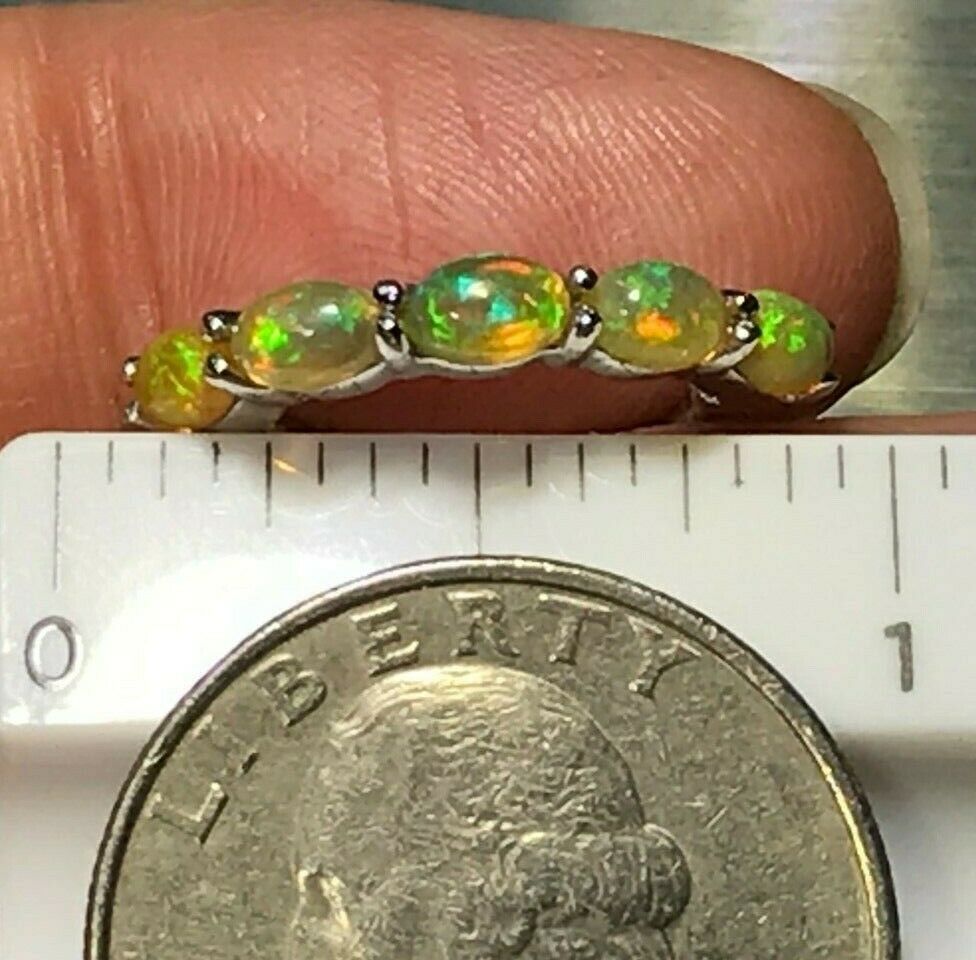 Ethiopian Welo Jelly Opal Huggies Hoop Earrings. 3/4"