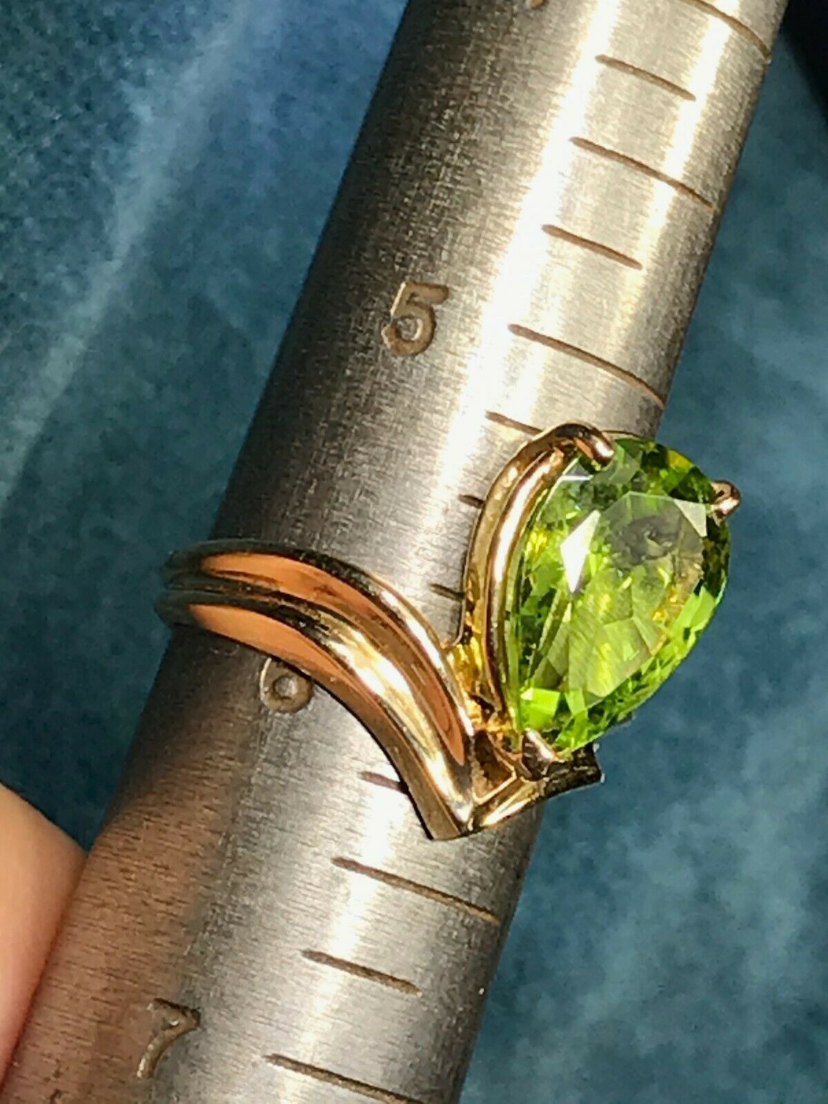 SG MERMAID 14k Yellow Gold Teardrop Lime 3.4 CT PERIDOT Ring. Large K Sea Green Mermaid